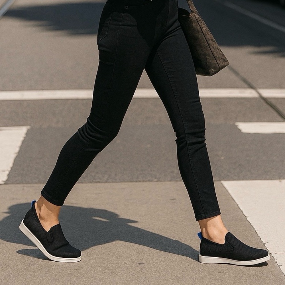 Franco Sarto Women’s Black Mesh Slip-On Sneakers Size 11M New With Box